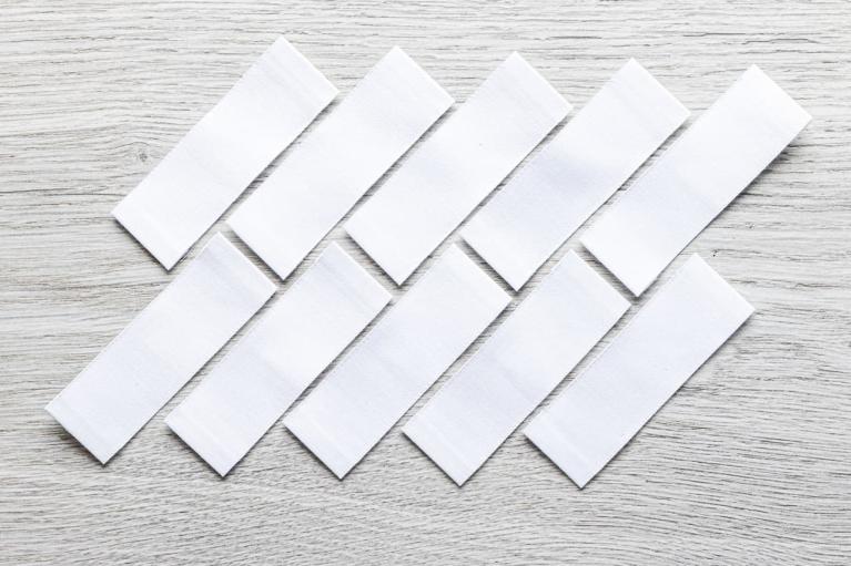 Etiquetas blancas de tela en blanco TEX59 para estampar (N° de artículo 2754)