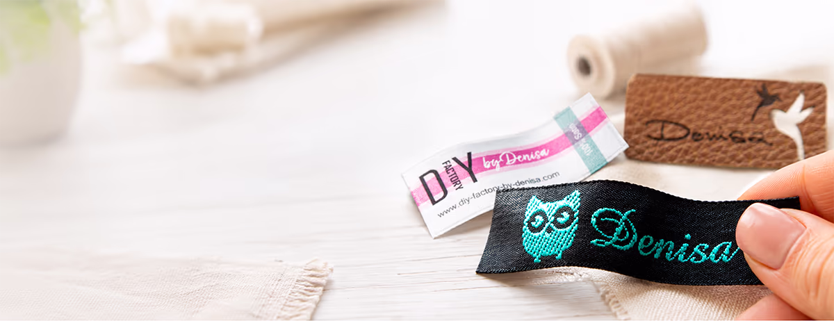Diseñe sus etiquetas textiles personalizadas